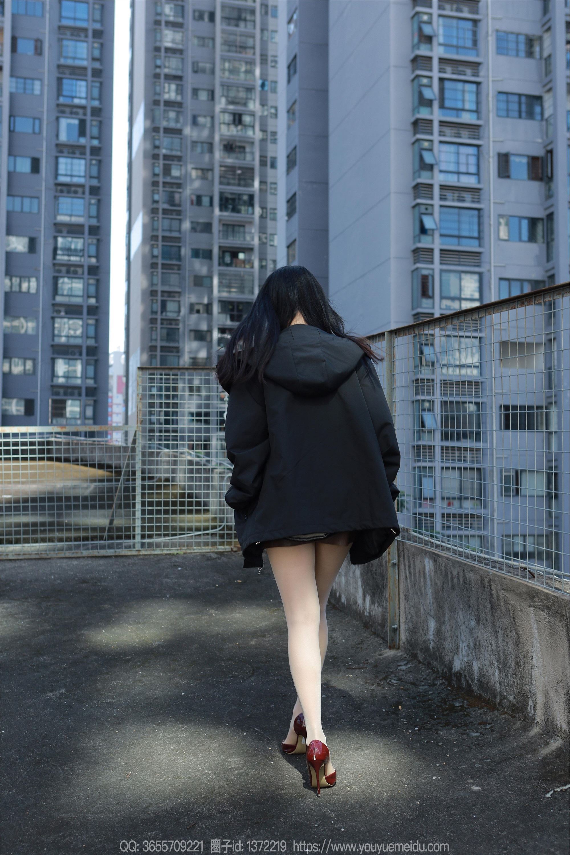 IESS异思趣向  2023.12.07 丝享家 1605 婉萍《晒晒太阳》